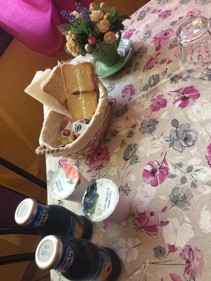 B&B Sotto Le Mura Pavone Canavese Kültér fotó